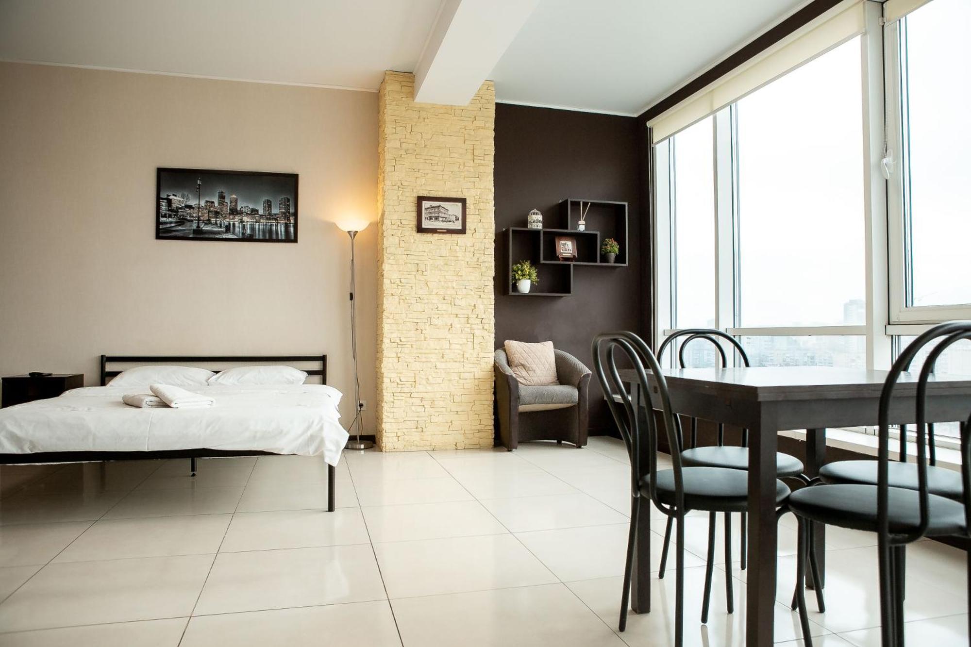 Doba In Ua Baku Bandery Apartments Dnyipropetrovszk Kültér fotó